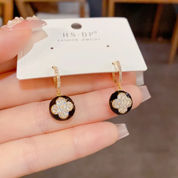 铜合金耳饰 精品/法式轻奢时尚复古四叶花圆环耳坠气质百搭耳扣女