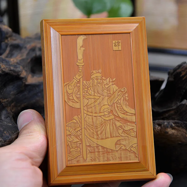 曹自康收藏款人物留青雕刻竹蛉金钟盒