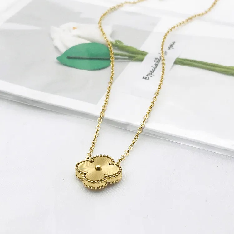 钛钢项链 爆款四叶草15MM日韩女素款锁骨链简约小众金色项链