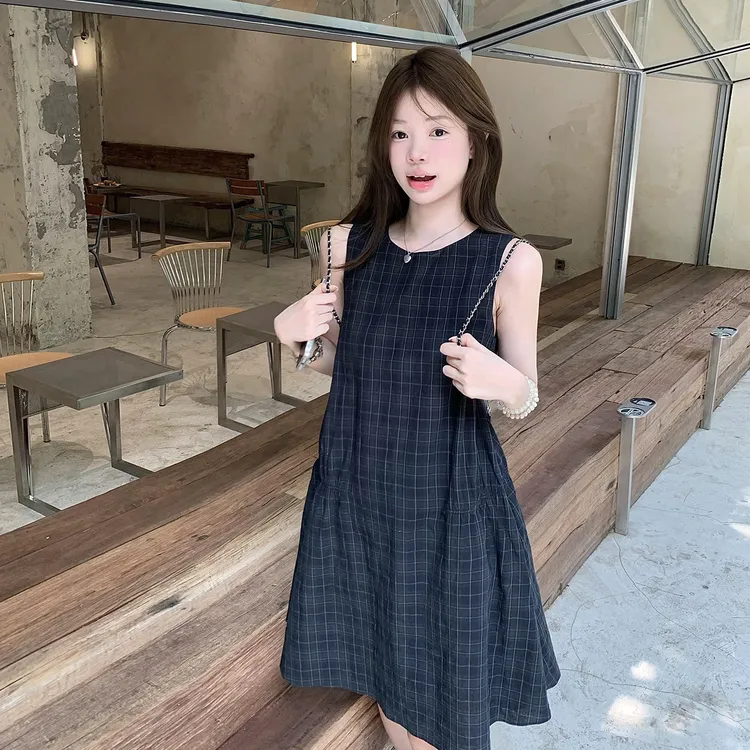 法式复古无袖连衣裙子女装夏季2025新款高级感小个子格子背心短裙