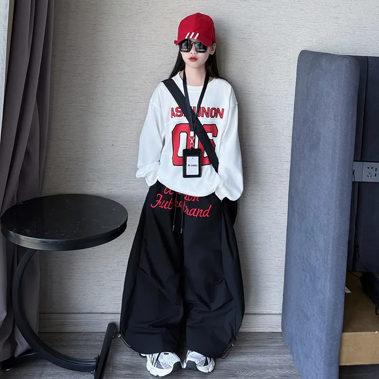 女童街舞潮服嘻哈字母印花长袖T恤2025秋季新款美式伞兵裤套装酷