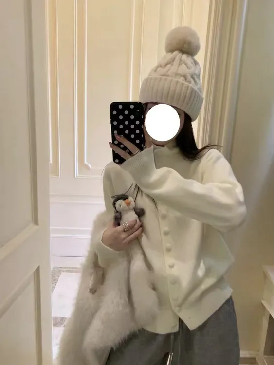 温柔风高领单排扣软糯毛衣外套秋冬季韩系立领外穿针织开衫XJ5705