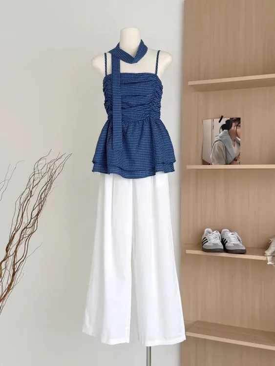 甜辣风挂脖蓝色显瘦吊带背心+白色高腰阔腿裤韩系两件套套装夏季