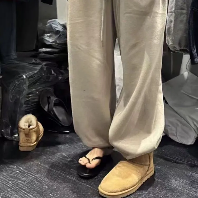 tug韩国东大门时尚纯色松紧腰加绒束脚休闲裤