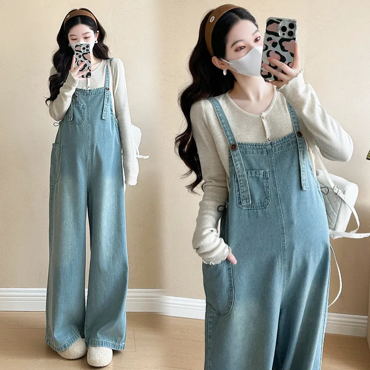 孕妇背带裤春秋款牛仔阔腿裤子休闲外穿孕妇装秋季套装针织上衣女