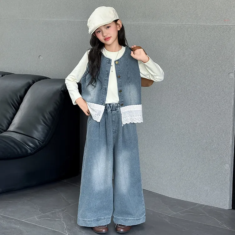 女童时髦春秋套装新款儿童牛仔马甲长裤卫衣洋气休闲风女孩三件套