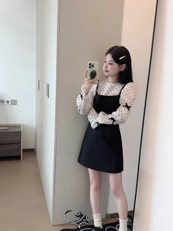超好看法式蝴蝶结波点长袖衬衫黑色吊带连衣裙初春穿搭两件套装女