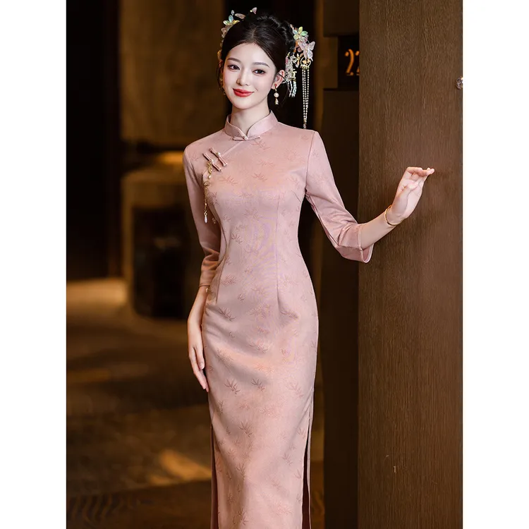 粉色旗袍敬酒服新娘2025新款新中式结婚订婚礼服裙女年轻款高级感