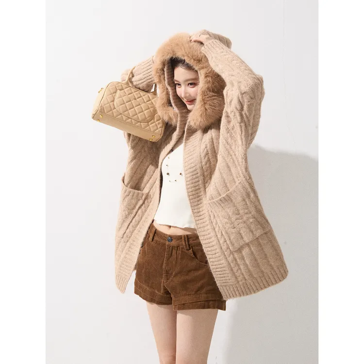 谢不肉 麻花可拆卸毛领连帽开衫毛衣外套女秋宽松毛织上衣50890