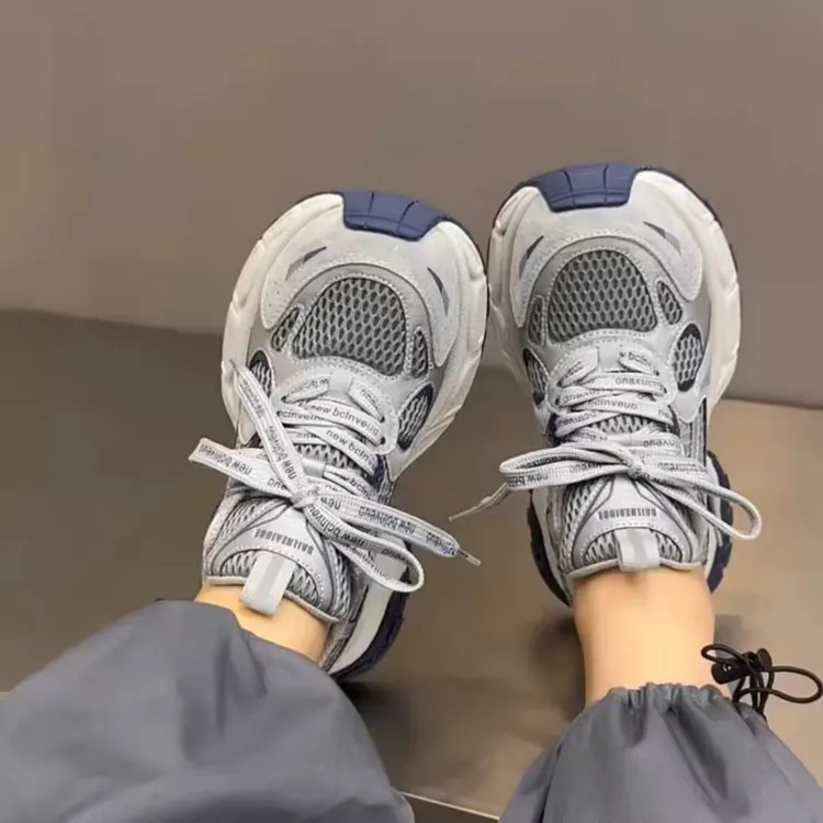 女士休闲轻便透气老爹鞋女2025秋季新款厚底真皮百搭运动休闲鞋潮