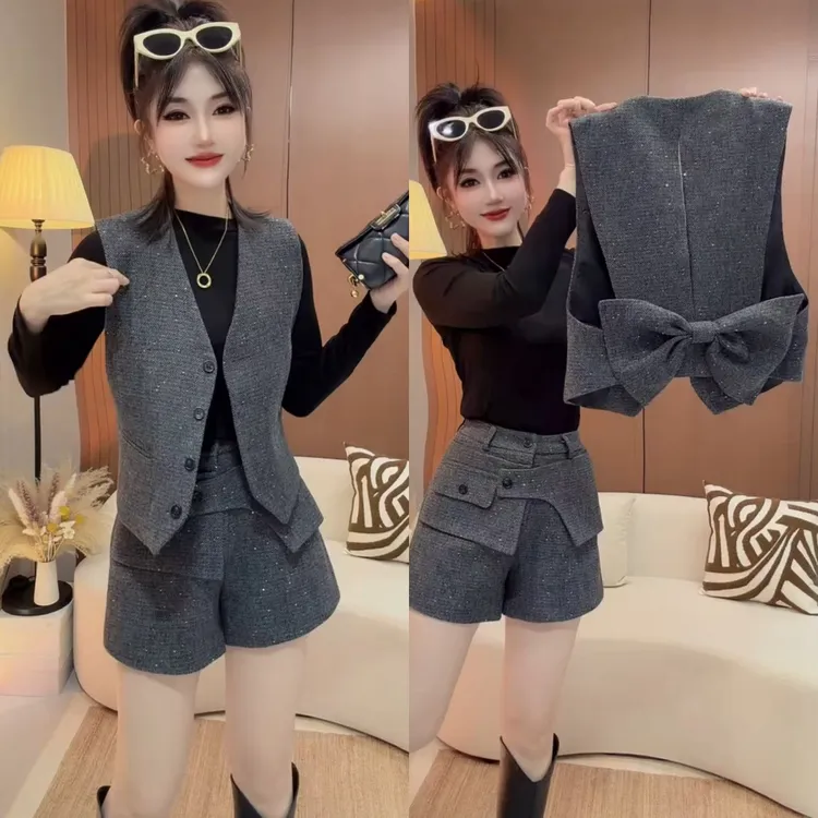 欧洲站2025冬季新款小香风蝴蝶结亮闪毛呢两件套马甲短裤轻奢套装