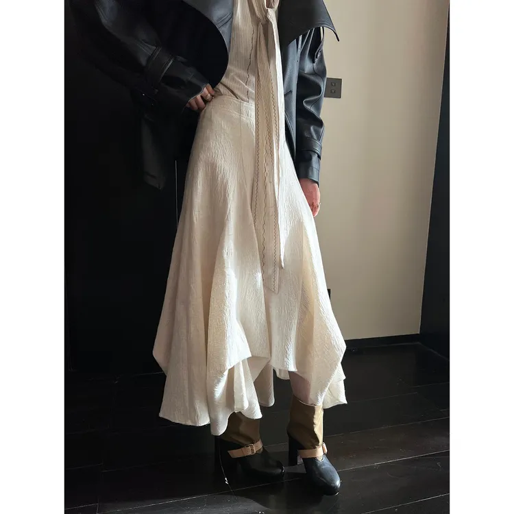 区区欧阳 不规则提花半身裙女冬季加绒高腰显瘦复古中长款A字裙子