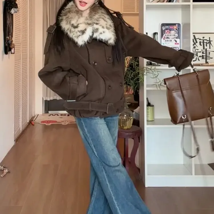 简约复古洋气高级感百搭时尚外套女潮流时尚2025年冬季