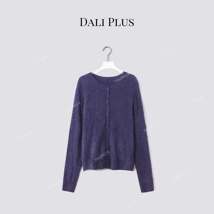 DALI PLUS“毛绒绒”山羊绒拉绒柔软亲肤百搭针织上衣-D5MM2934