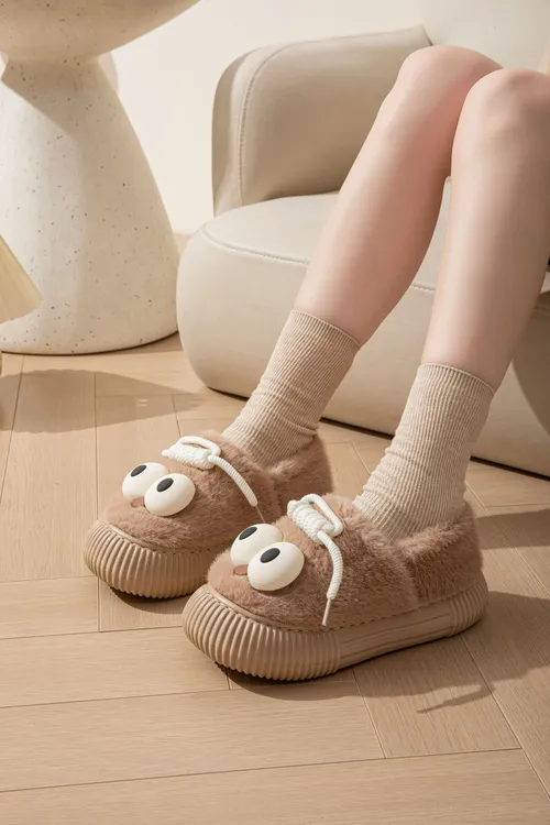 秋冬EVA女生居家外穿保暖加厚包跟拖鞋宿舍毛绒全包跟卡通风棉鞋