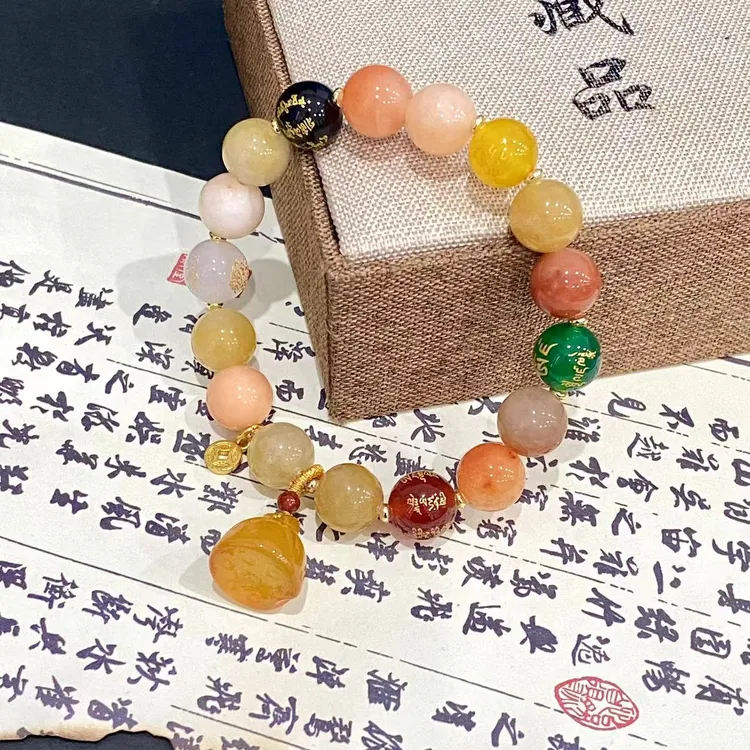 原创风金丝玉多宝莲蓬女配五路财神简约轻奢手链 多样性发一SL119