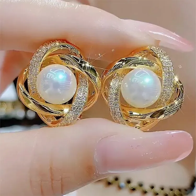 925银耳饰 防过敏精致年新款轻奢锆石仿珍珠耳钉气质大气风法式复