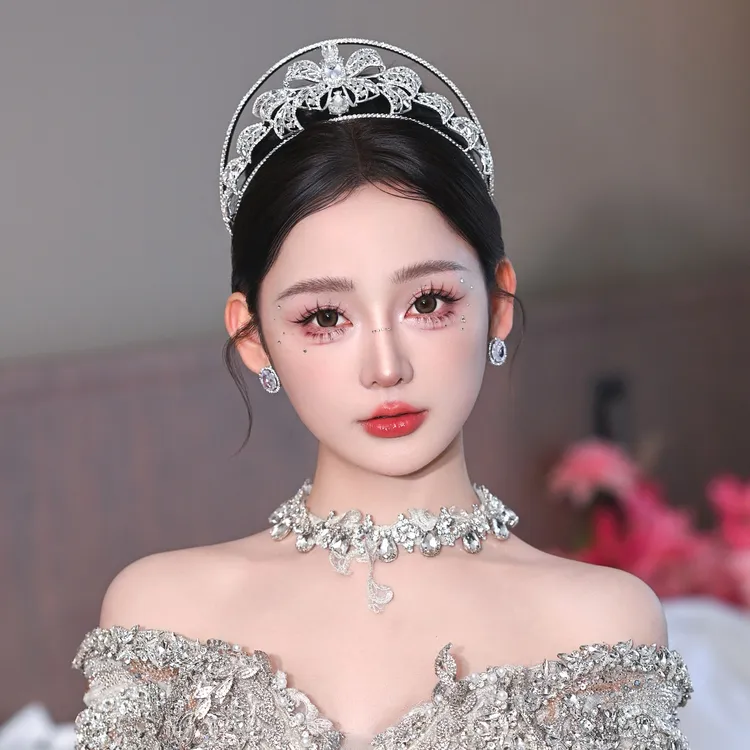合金仿水晶婚庆饰品 00960新娘简约皇冠公主镂空立体蝴蝶结头饰