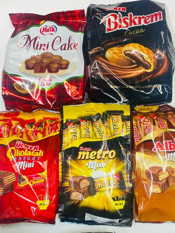 夹心威化饼干巧克力饼干biskrem营养方便零食拍1零食小吃食品休闲