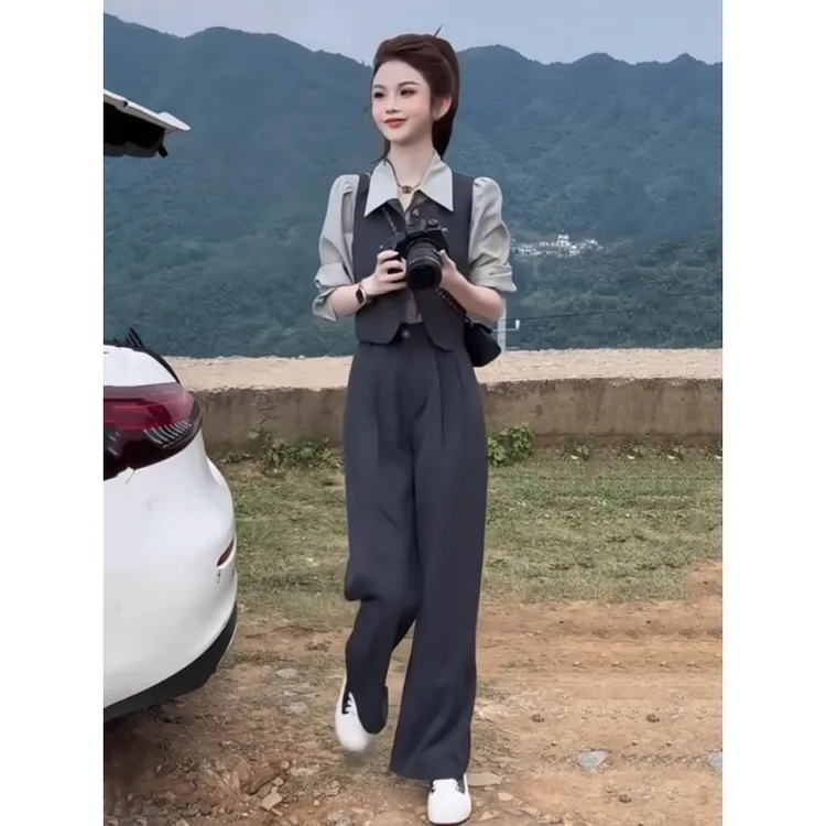 拉夏贝尔小个子减龄套装女2025年春秋新款长袖衬衫马甲长裤三件套