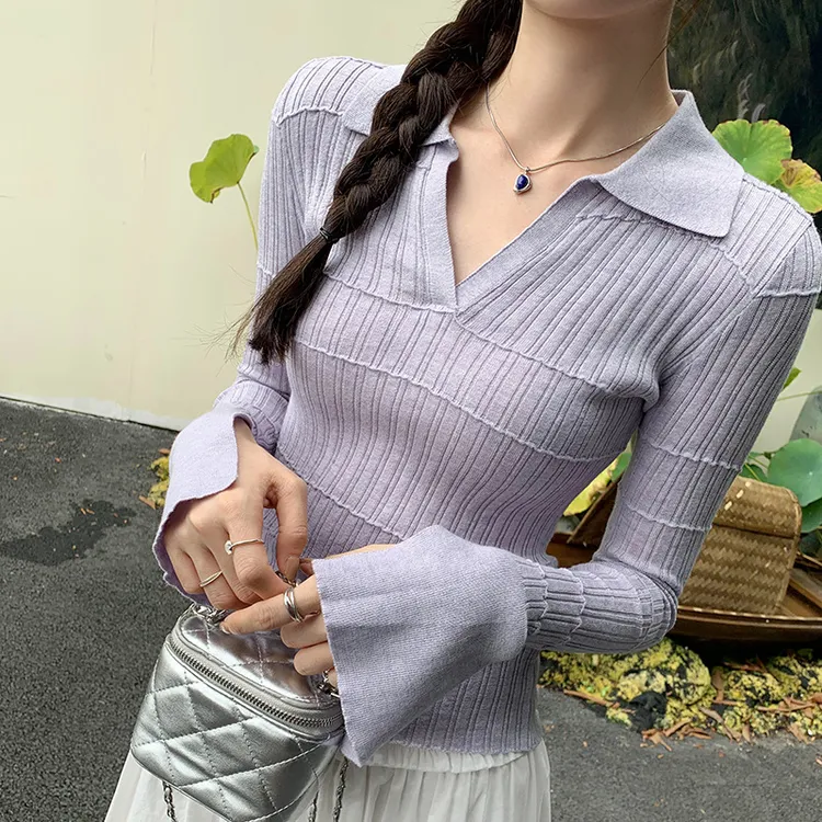 欧货现货竹节肌理分割翻领修身V领喇叭长袖针织衫女早秋新款上衣