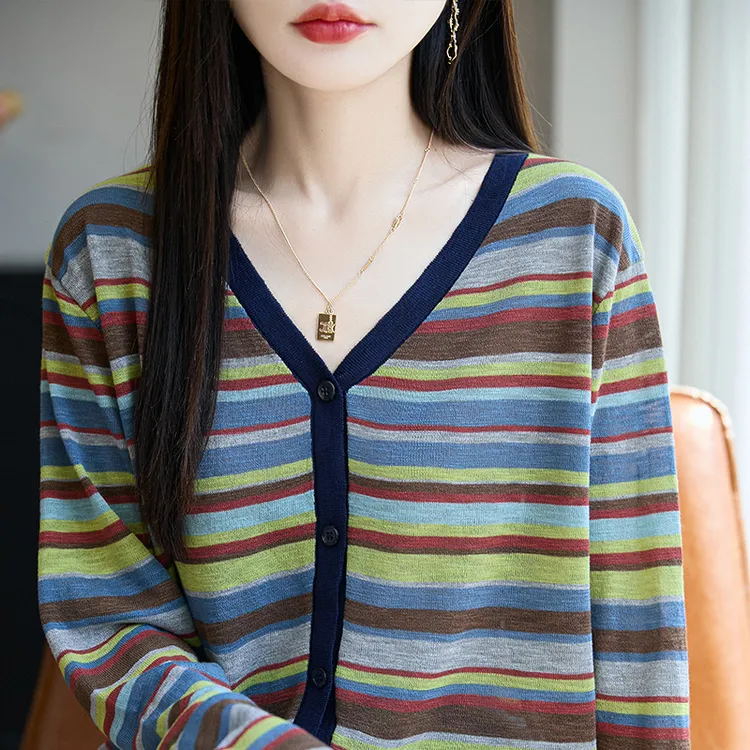 哥弟阿玛施正品秋季新款撞色条纹V领针织衫女薄款竹节麻长袖上衣