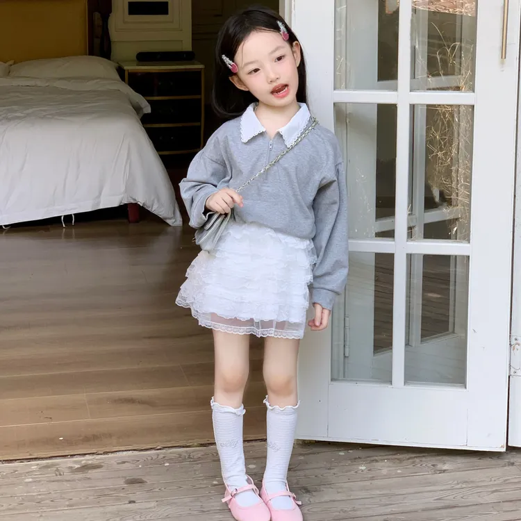 小思家2025秋季新款女童韩版洋气百搭翻领卫衣花边蛋糕裙套装