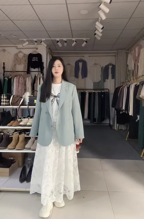 浅蓝色西装外套女新款韩版清新休闲气质垂感小西服上衣