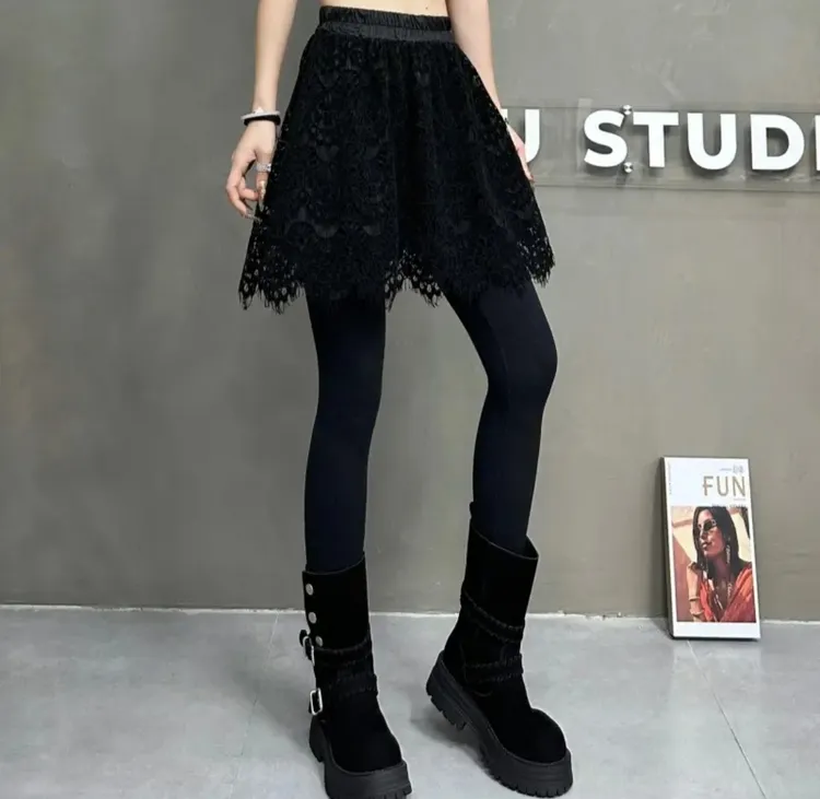 松紧带短裙高腰纯色蕾丝半身裙百搭打底黑色裙子半裙显瘦遮臀屁帘