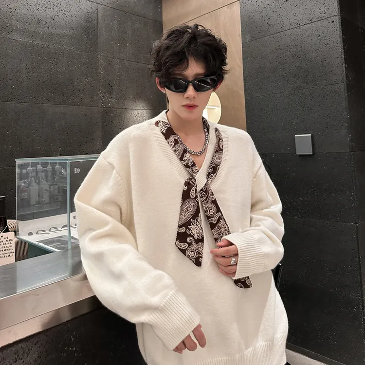 早秋高级感套头针织衫男小众丝巾设计宽松慵懒风网红痞帅V领毛衣