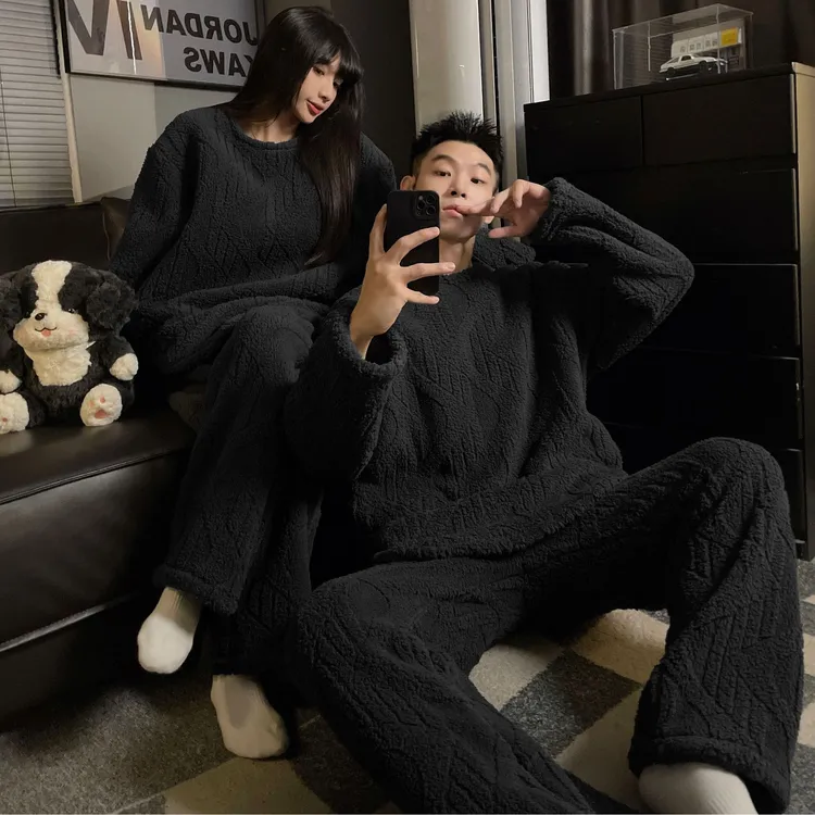 情侣珊瑚绒睡衣女秋冬季新款高级感男士加厚法兰绒卡通家居服套装