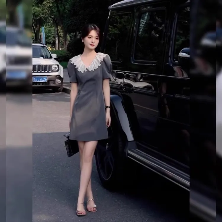 法式辣妹甜美收腰显瘦连衣裙女2025夏季新款高级感遮肉显瘦A字裙