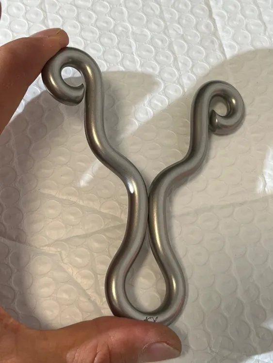 8毫米冷弯传统弓，尺寸110/38，8.5小弓眼，精弓无瑕疵