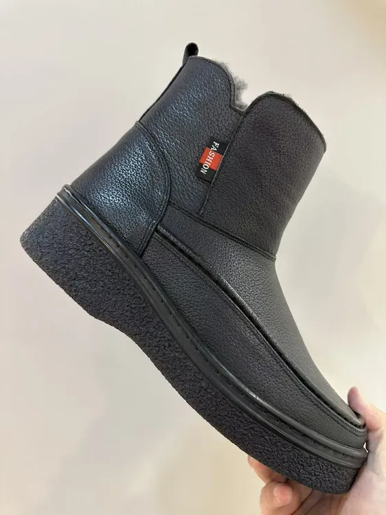 3583羊毛绒冬季靴厚款保暖低帮半粒面皮圆头马丁靴加厚棉靴