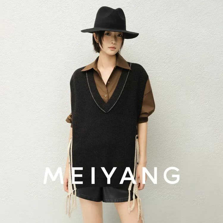 A美洋MEIYANG 藤编马甲【商场同款】设计款！撞色钩花流苏马夹-周四