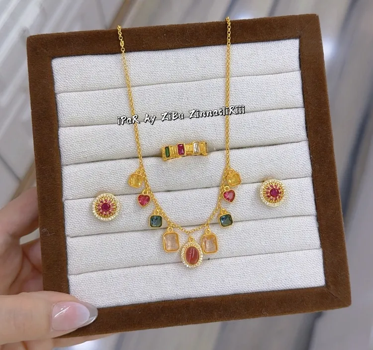 铜合金项链 伊帕尔阿依新款时尚精美古法三件套 轻奢金色精致