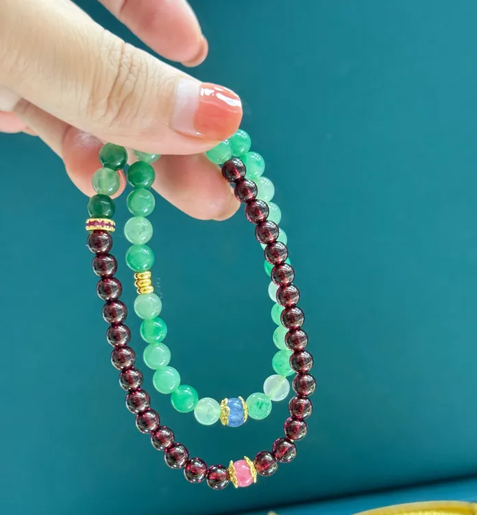 石榴石搭配非洲翠天然水晶两圈手串