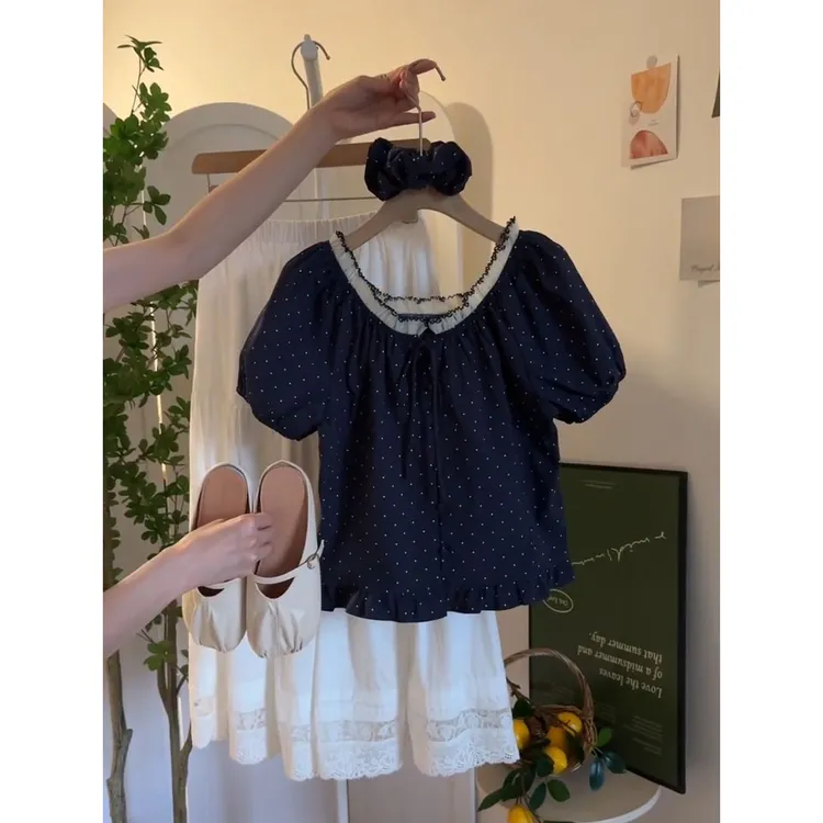 法式甜美风泡泡袖波点蝴蝶结衬衫女夏季小众拼接蕾丝花边短款上衣