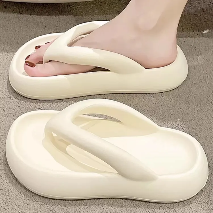 夏季新款EVA夹脚人字拖女夏季户外旅行踩屎感沙滩鞋轻便批发夏天