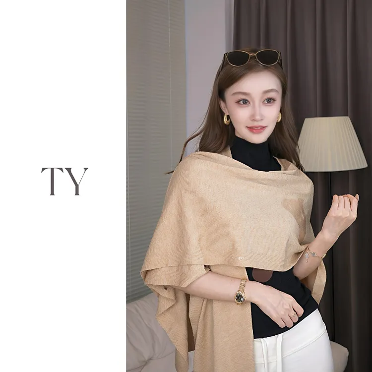 太一纯色针织披肩女春秋季护颈保暖围巾小披风外搭坎肩