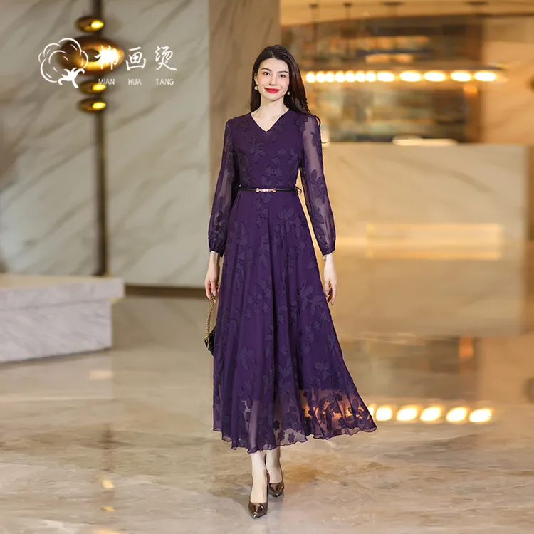 春夏新品紫色气质连衣裙高腰显瘦优雅大摆设计过膝长款洋气裙子