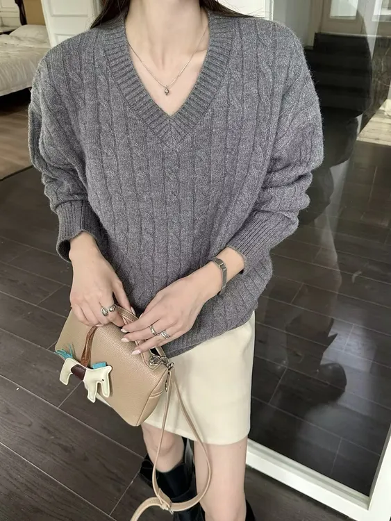 麻花套头V领毛衣女秋冬季2025新款爆款慵懒风软糯加厚针织上衣