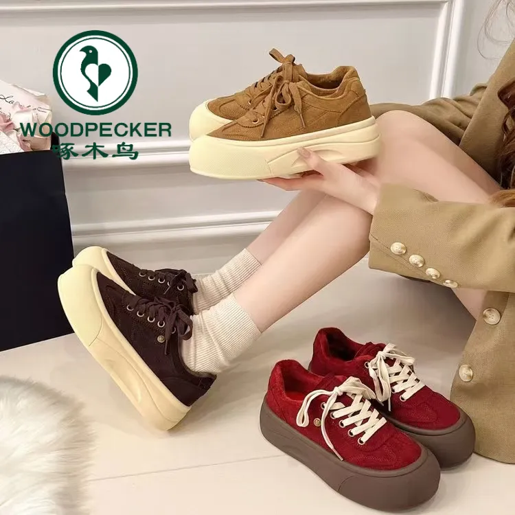啄木鸟复古休闲鞋女款鞋2025秋冬季新款圆头厚底软底懒人加绒板鞋