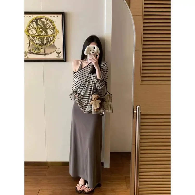 条纹宽松长袖防晒T恤＋长款吊带连衣裙内搭长裙大码套装