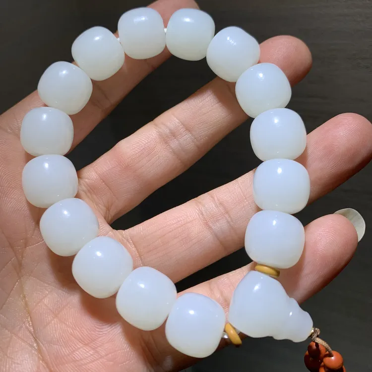 【玉福堂玉器】新疆和田玉老型珠羊脂白玉手串