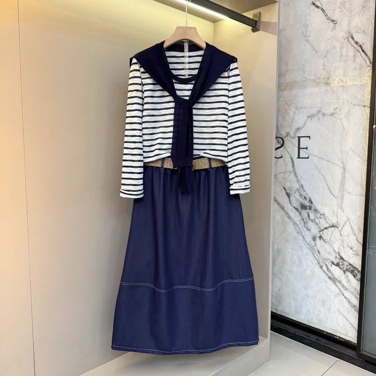 早秋新款韩版时尚条纹披肩长袖上衣+腰带松紧腰半身裙两件套6106