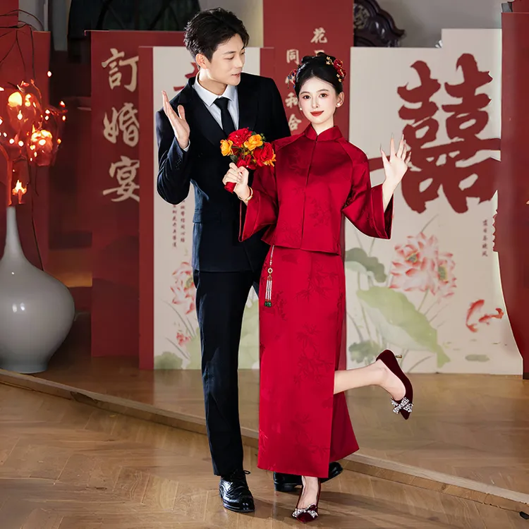 新中式国风喜庆立领唐装盘扣婚庆重工提花上衣半裙改良敬酒服套装