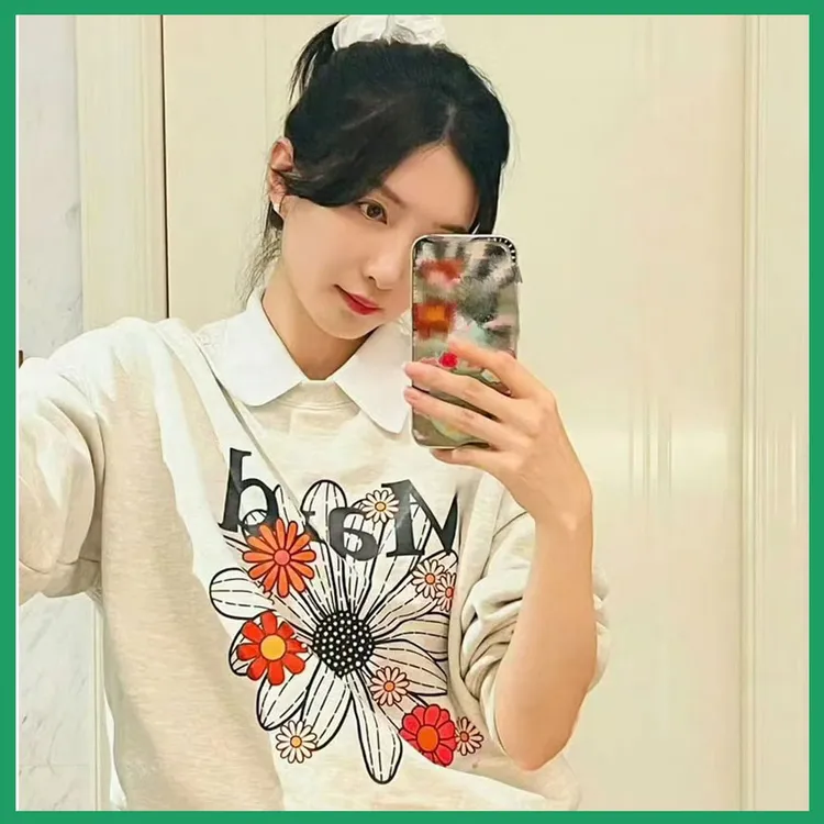耐磨字母重工卫衣女2025新款小雏菊印花宽松套头中长款老钱风洋气