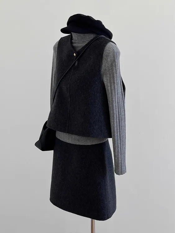 2025秋冬新款毛呢马甲半裙套装女超火流行穿搭一整套巨好看三件套