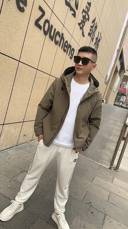 连帽纯色防风春季夹克潮流外套男士时尚运动